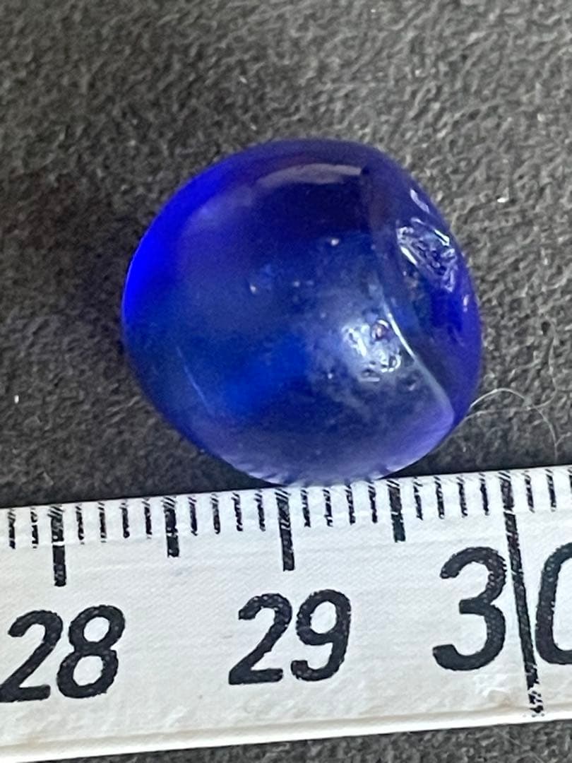 弥生後期〜古墳時代　瑠璃玉　発掘品