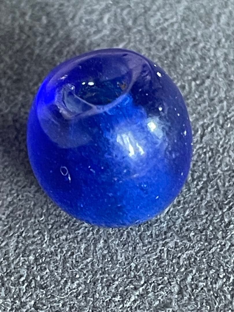弥生後期〜古墳時代　瑠璃玉　発掘品