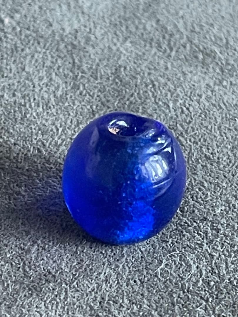 弥生後期〜古墳時代　瑠璃玉　発掘品