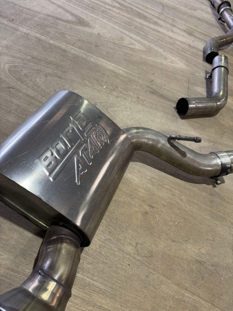 jeep グランドチェロキーSRT8 Borla ATAK マフラー