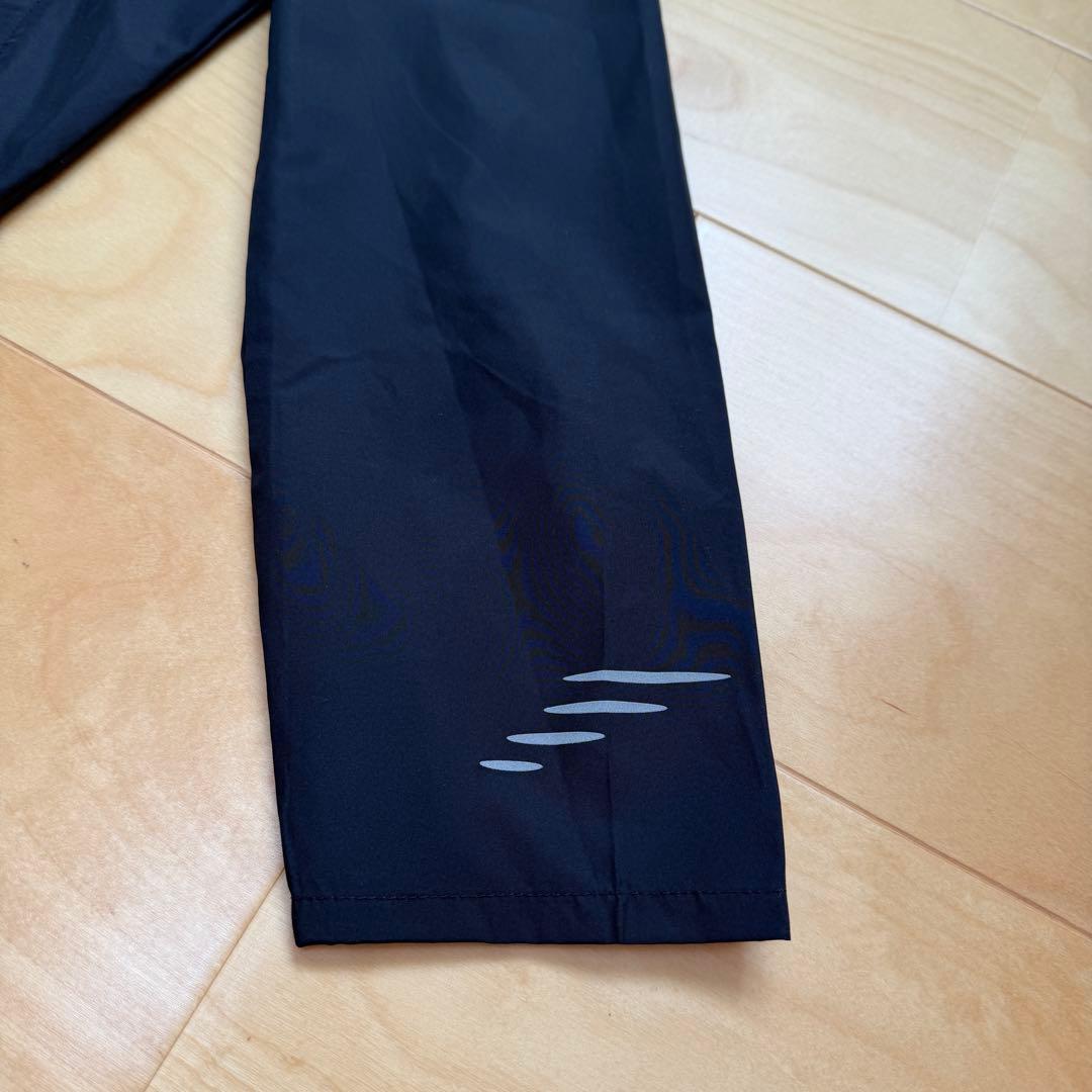 NIKEナイキ　ランニングジャケット　ウィンドブレーカー　黒　ブラック　L 新品