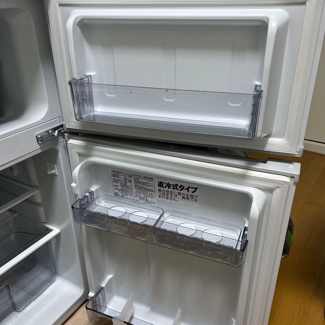 1人用冷蔵庫2022年製（Abitelax AR-960ED）