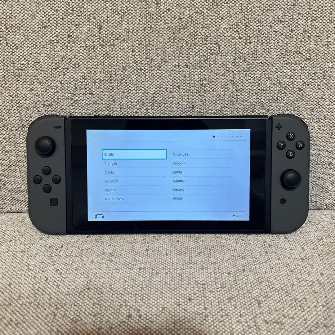 【美品】 Nintendo Switch 本体 グレー 完備品