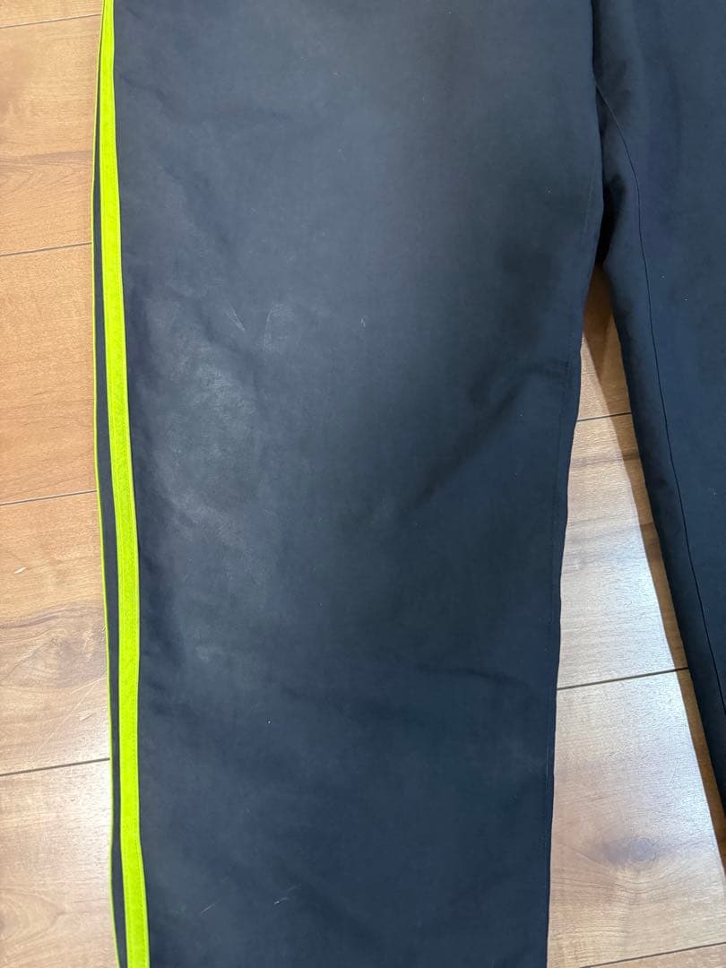 adidas × always トラックパンツ