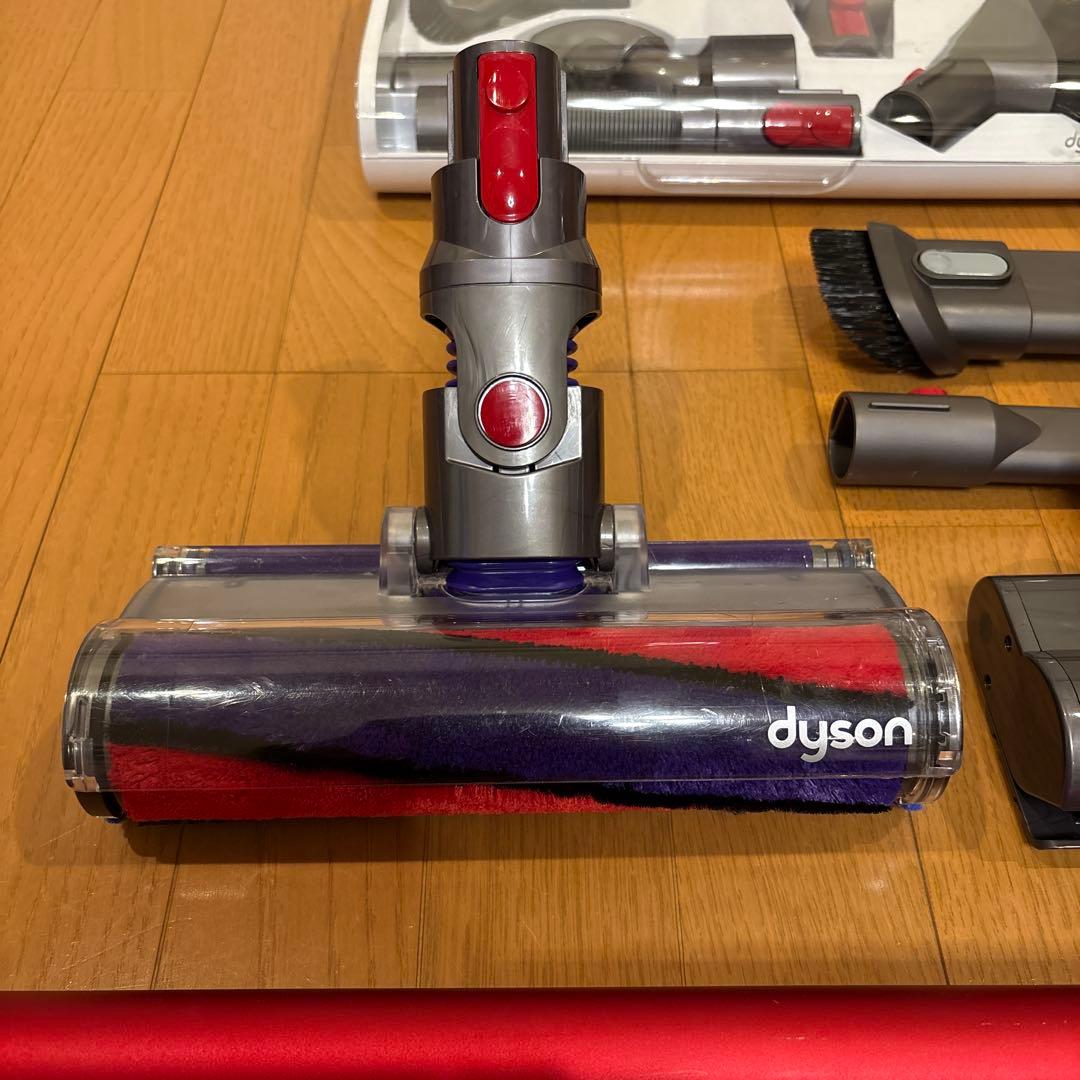 ダイソンV10 SV12 美品！　スタンド付き　分解洗浄済み