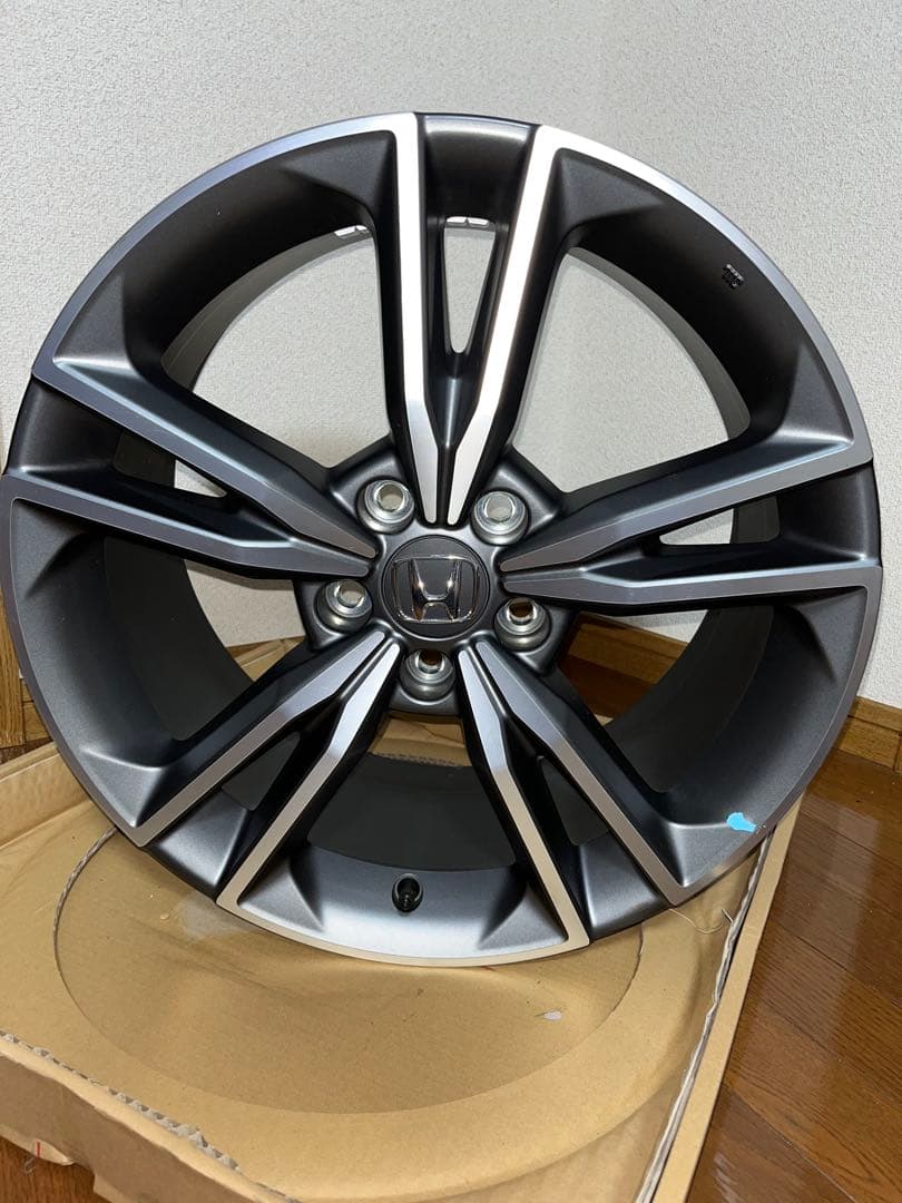 ホンダ 18インチ ホイール　4本