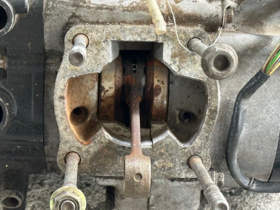 NSR50 エンジン　腰下　ジャンク扱い