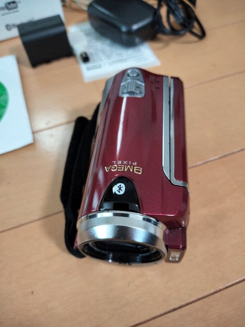 JVC GZ-HM570 赤 ビデオカメラ 予備バッテリー付き