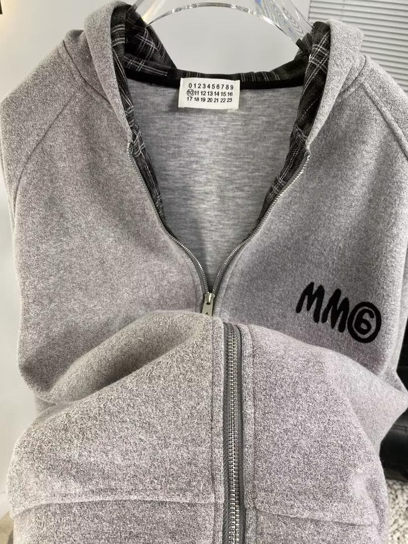 MM6 Maison Margiela パーカー グレーM