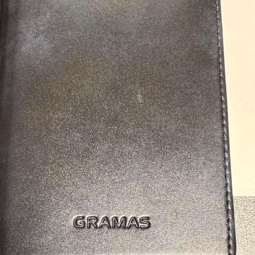 GRAMAS iPhone15Proケース　ミュージアムカーフレザー