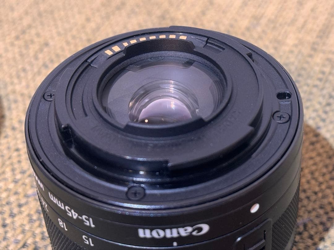 Canon EOS kiss M2 ダブルズームキット
