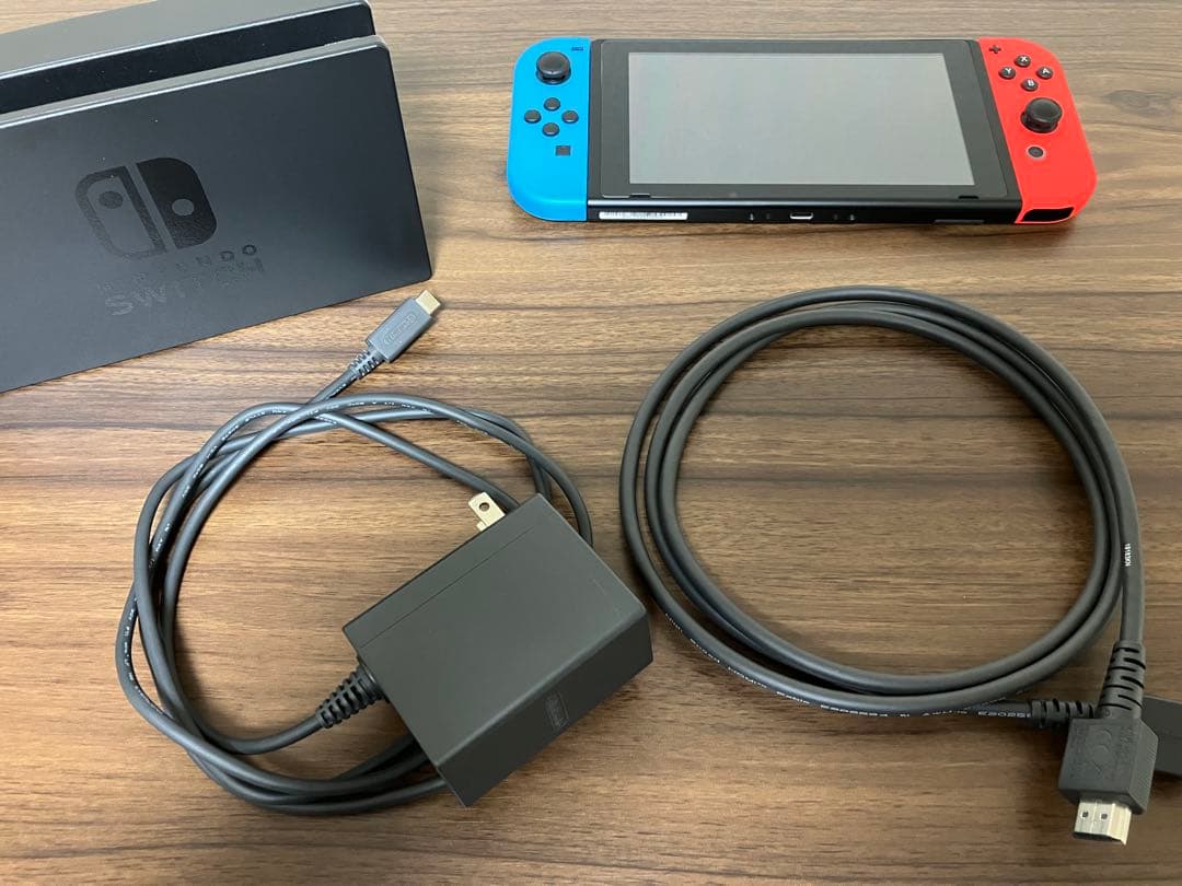 Nintendo Switch 本体 青/赤 新型