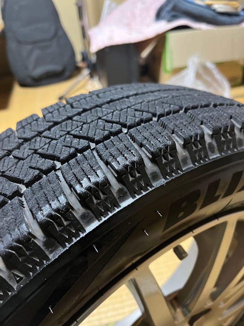 VATRRA ホイールSETスタッドレスVRX2155/65R14インチ美品