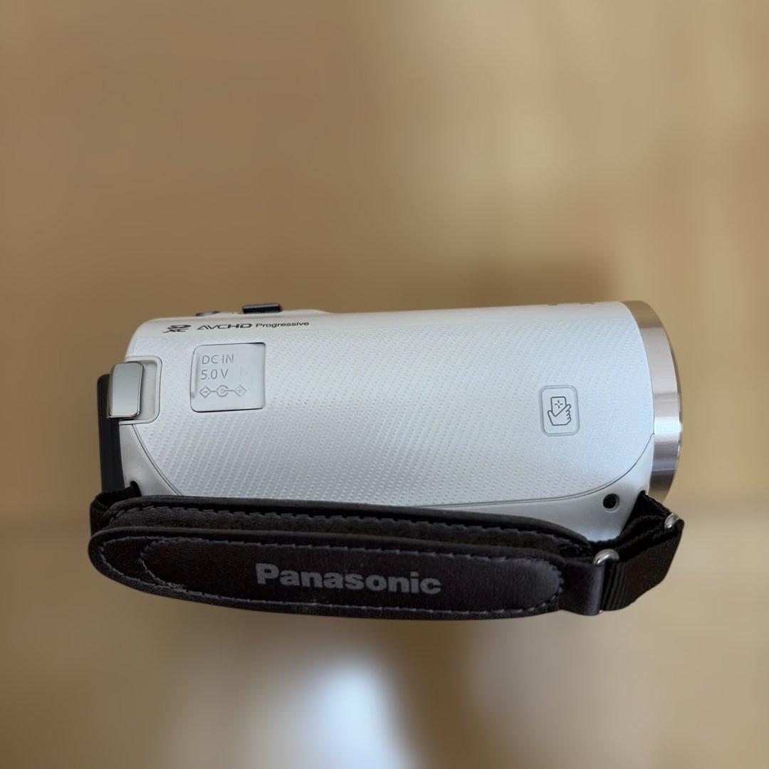 ビデオカメラ　Panasonciic V520M