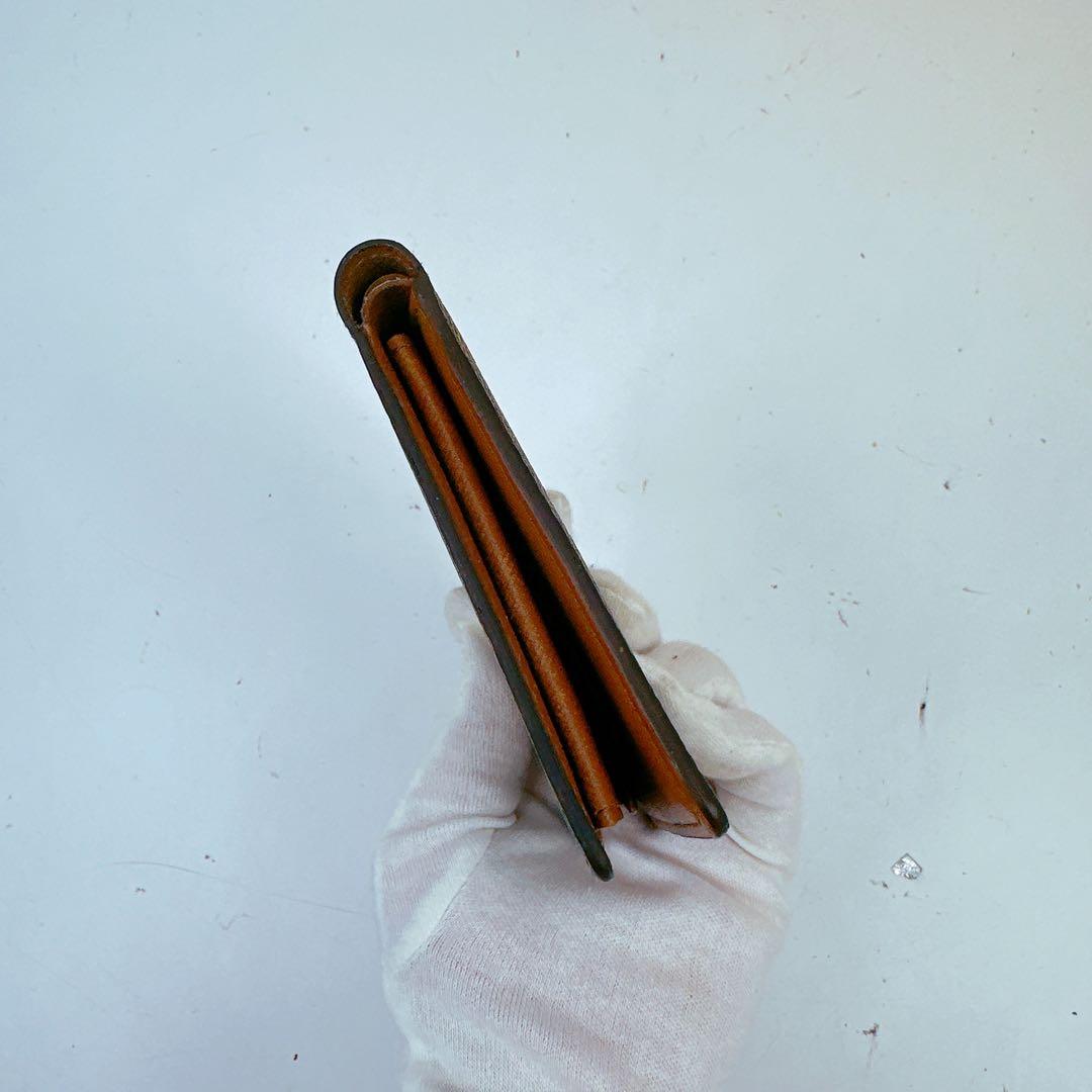 ルイヴィトン　モノグラム　二つ折り財布　ポルトフォイユマルコ