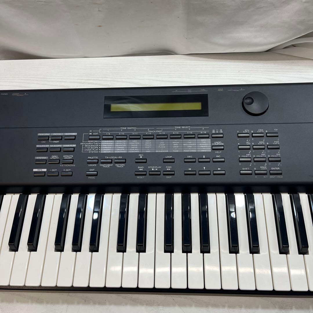 XP-50 ROLAND シンセサイザー キーボード