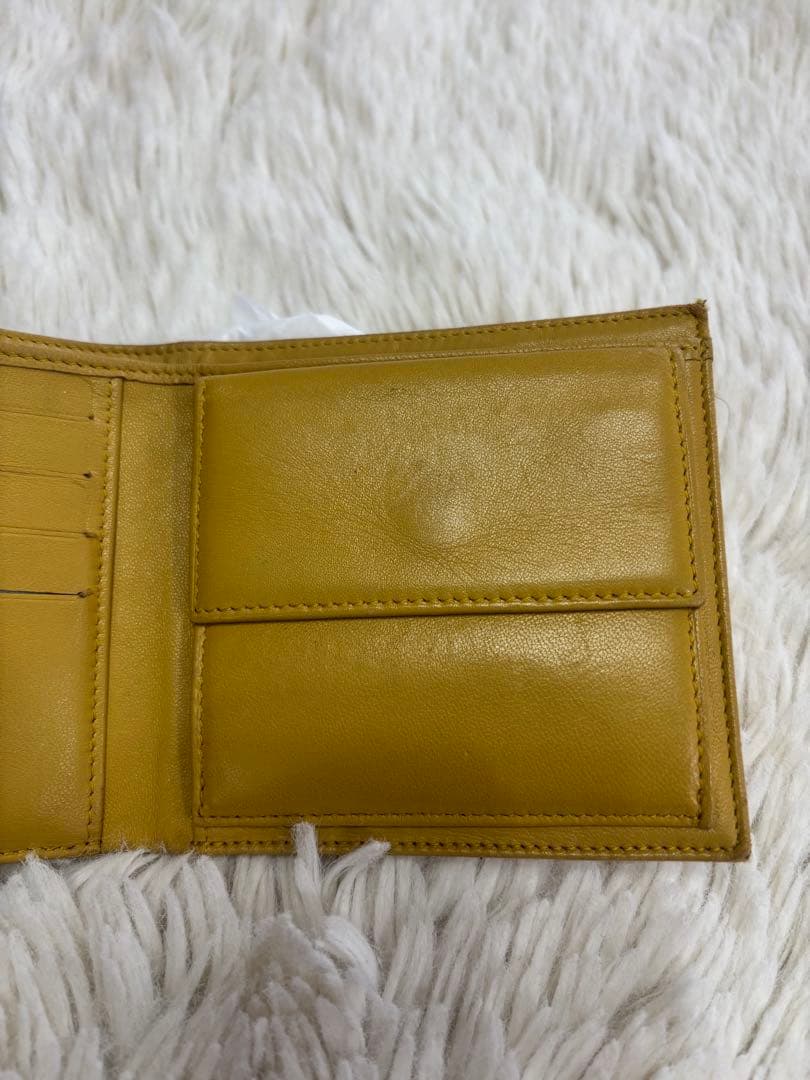 CHANEL イエロー 二つ折り財布