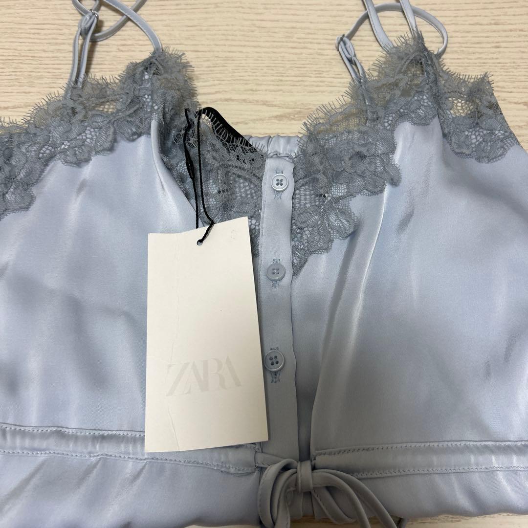 完売品 ZARA サテンレースキャミソール Mサイズ新品タグ付き　パステルブルー