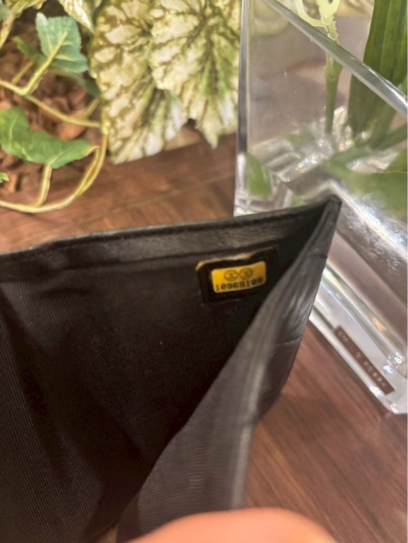 CHANEL ブラック マトラッセ　 二つ折り財布　コンパクト　正規品　美品