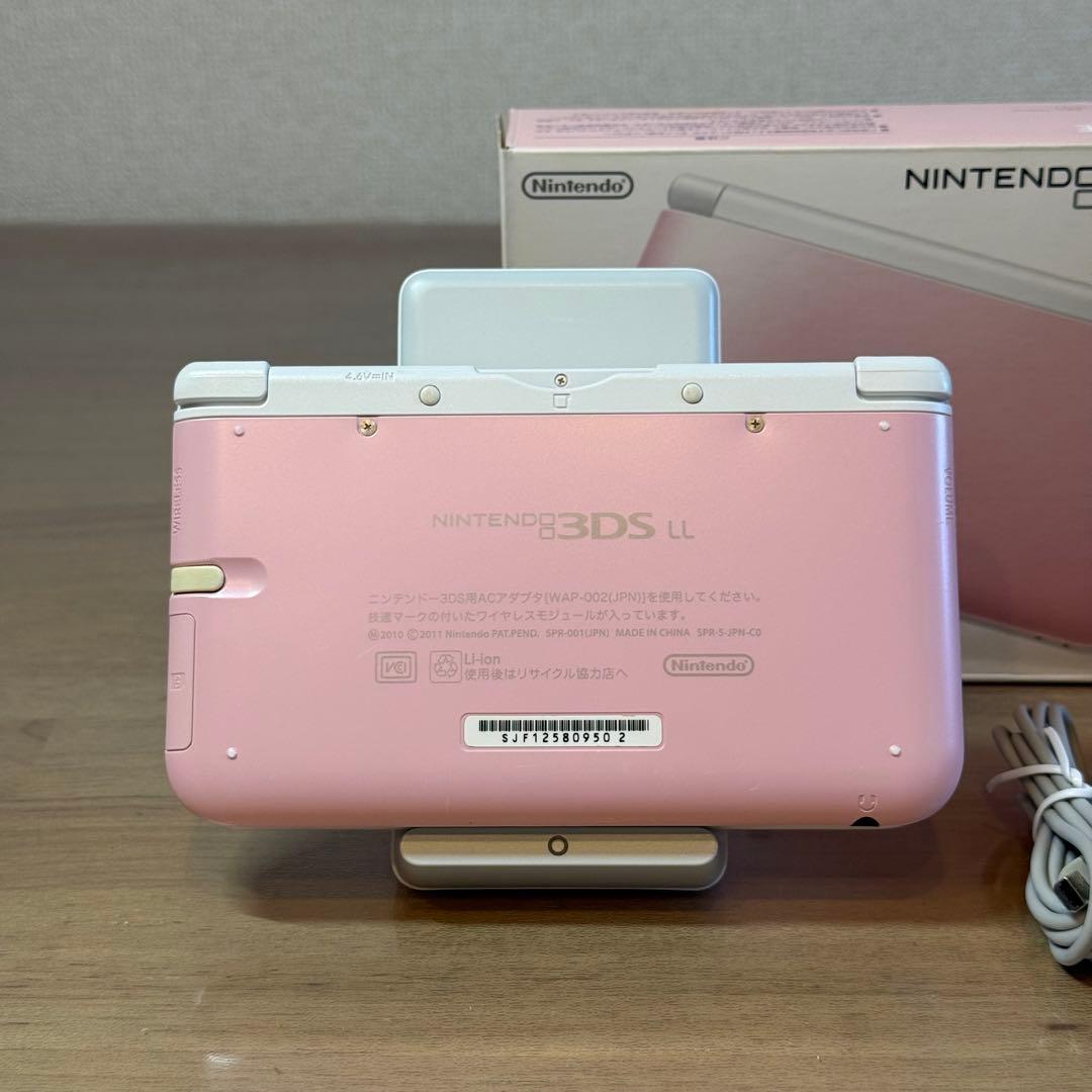 6-029 ニンテンドー3DS LL ピンク×ホワイト 箱付き