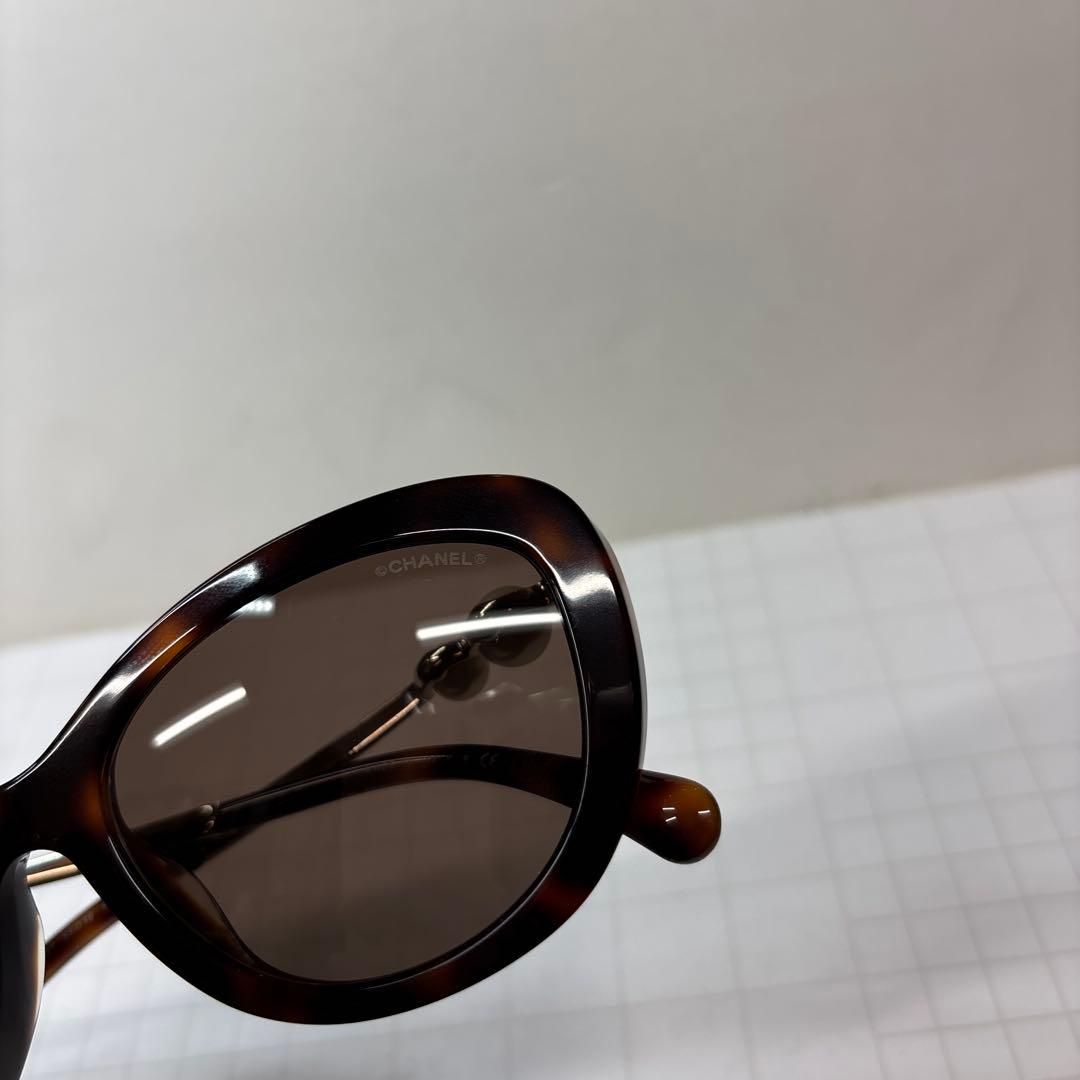 新品未使用CHANELシャネルサングラスCH5340-H-Aパール付き
