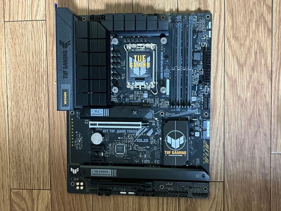 ASUS TUF GAMING B760-PLUS WIFI D4 マザーボード