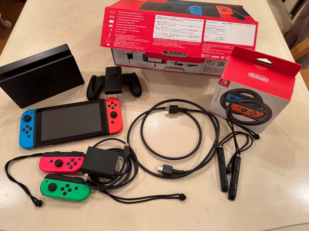 Nintendo Switch 本体 青/赤 Joy-Conおまけ付き