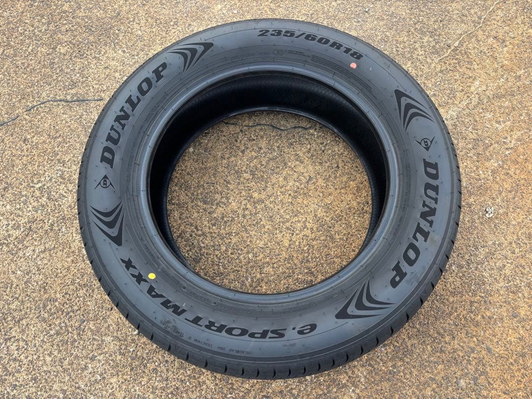 【①/②】 DUNLOP e.SPORT MAXX 235/60R18 2025