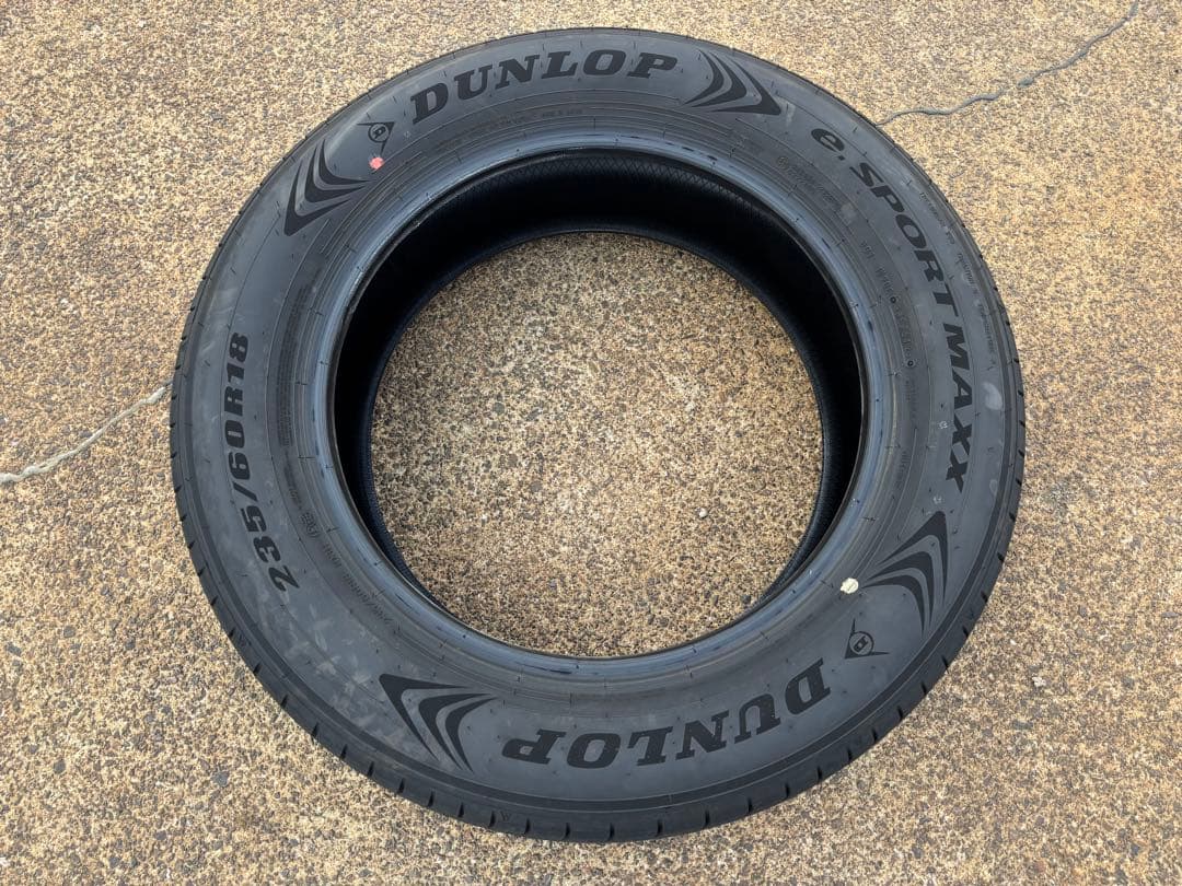 【①/②】 DUNLOP e.SPORT MAXX 235/60R18 2025