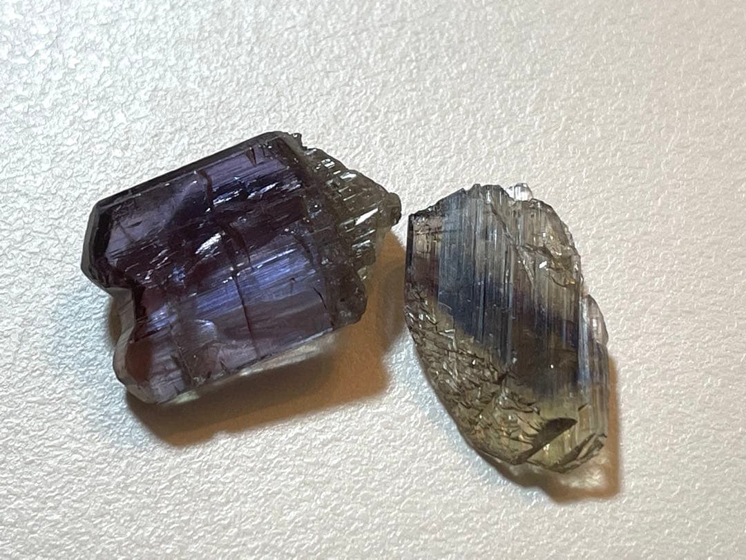 み*ん様 鉱物標本　Tanzanite タンザナイト非加熱　タンザニア産