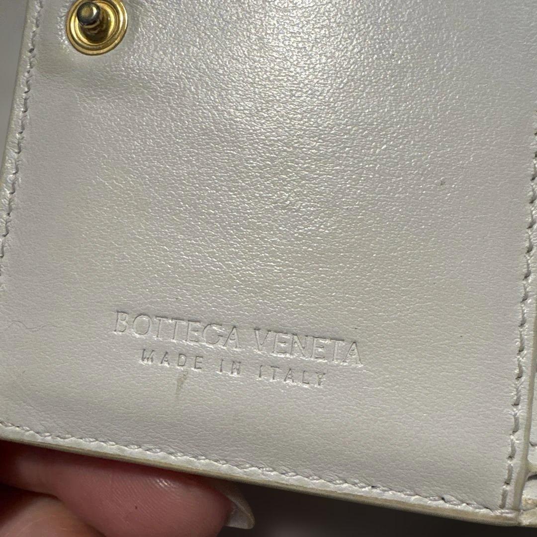 Bottega Venetaボッテガヴェネタ二つ折り財布ホワイト