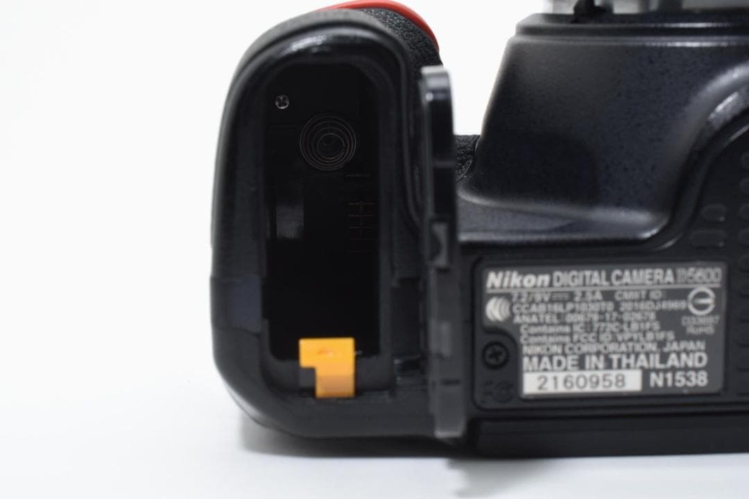 【大人気】 Nikon ニコン D5600 レンズセット デジタル一眼カメラ