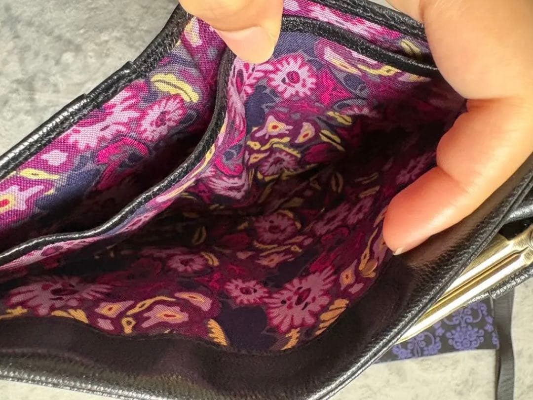 ANNA SUI アナスイ黒がま口財布蝶々