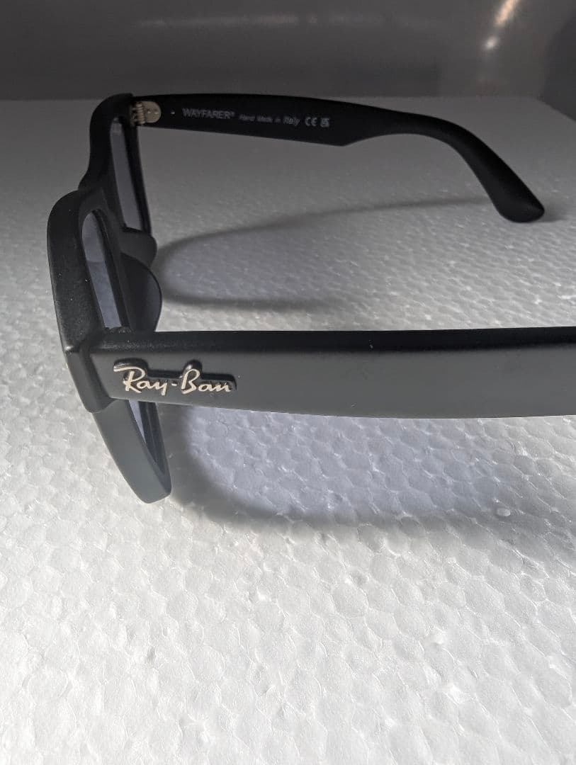 Ray-Ban レイバン 調光サングラス　クリアブルー Transitions®