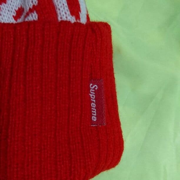 Supreme ボンボン ビニー