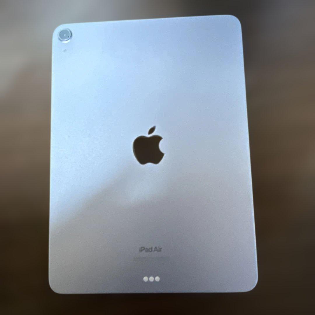 [美品]iPad Air 第5世代 64GB wifiモデル M1 パープル