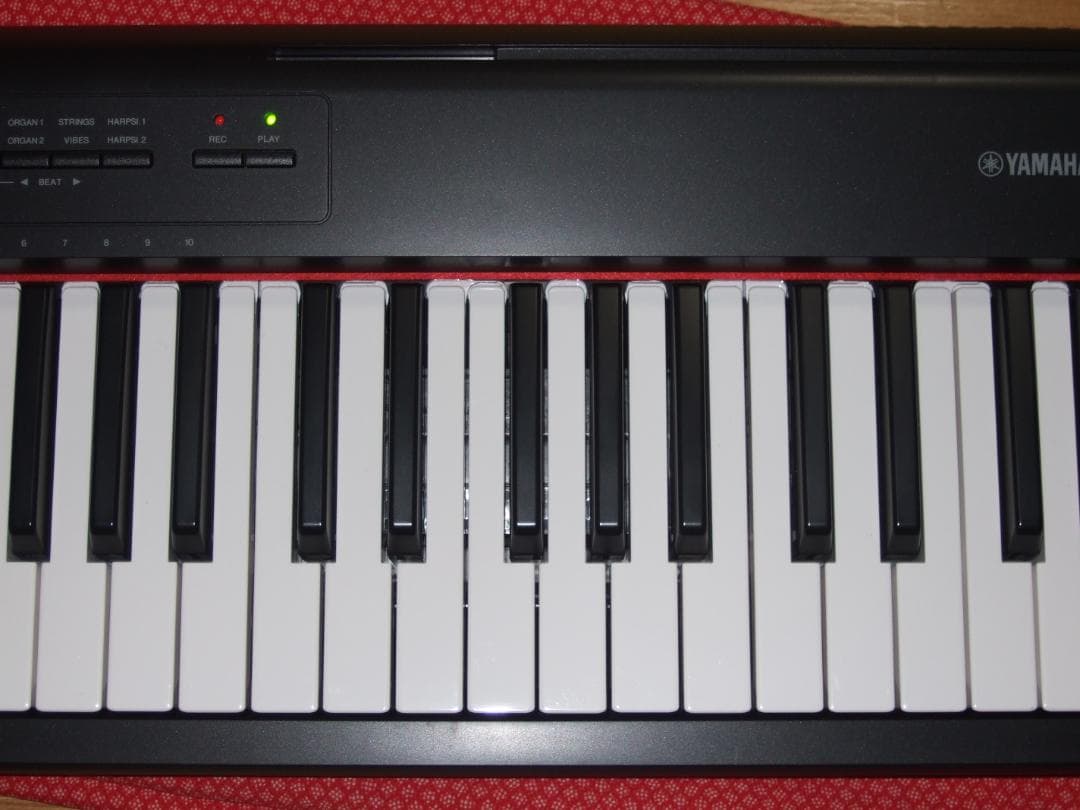YAMAHA NP-12B 電子ピアノ ピアジェーロ ペダル付き【送料込】