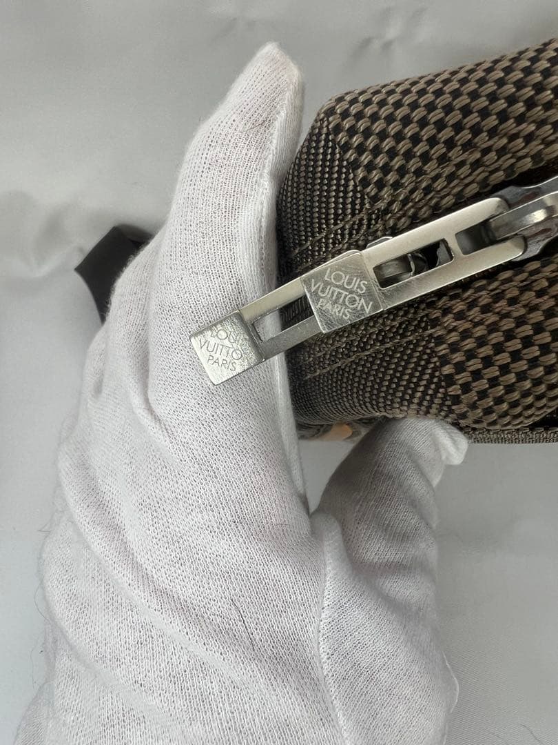 LOUIS VUITTON メッセンジャーバッグ グレー