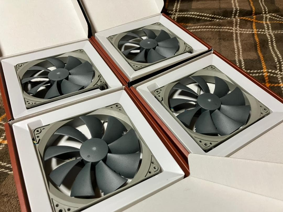 HIRO　Noctua reduxファン 8個セット