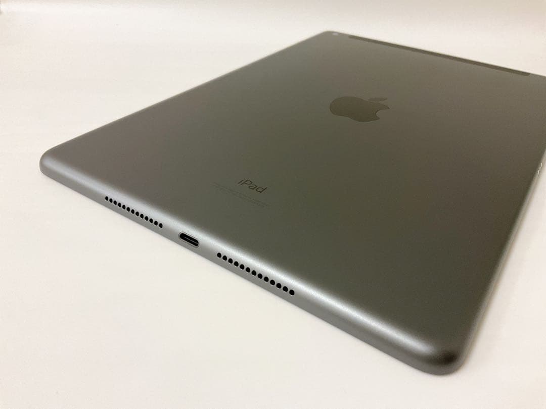【美品・BT100％％】iPad 第9世代 64GB Cellularモデル