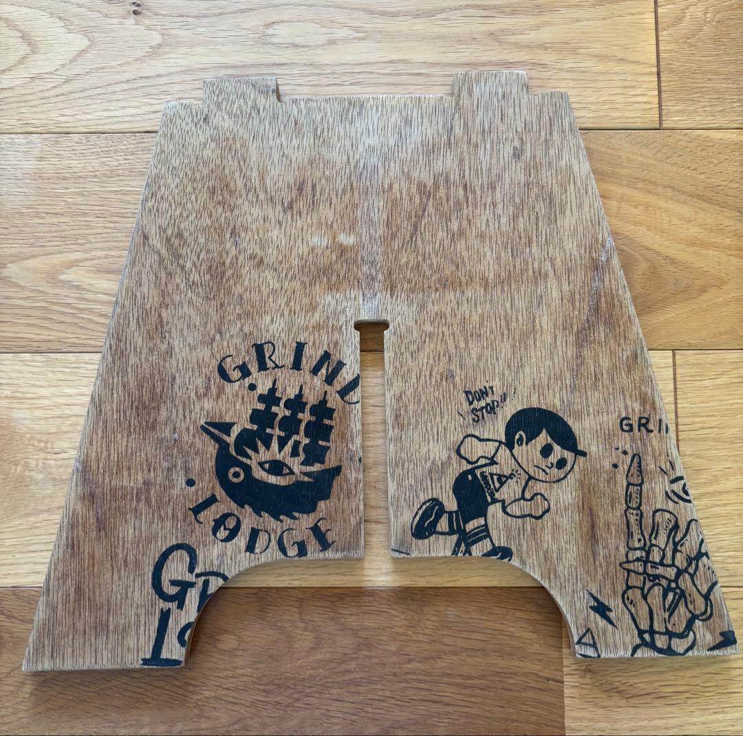 GRAIND LODGE スツール グラインドロッヂ SAWロゴ 生刷り