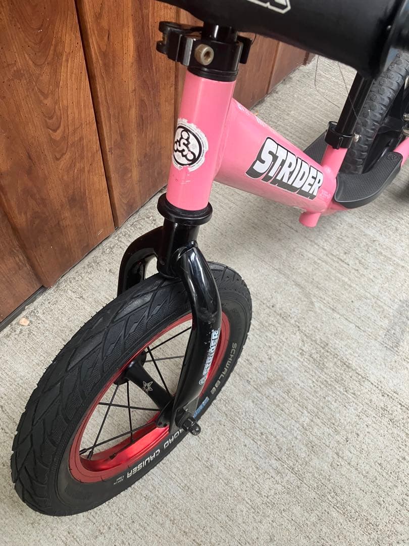 STRIDER バランスバイク ピンク 12インチ　中古