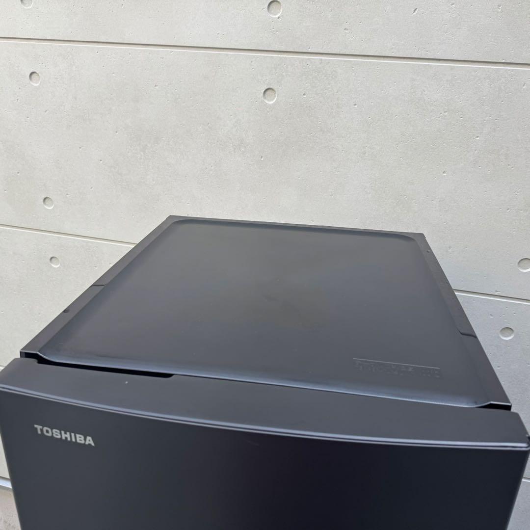 217⭐️2025年製★ほぼ新品★東芝　冷蔵庫　マットブラック　黒　一人暮らし