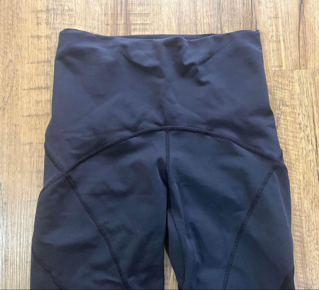 【リントスル】【ピラティスウェア】【上下セット】【Mサイズ】【美品】【匿名配送】