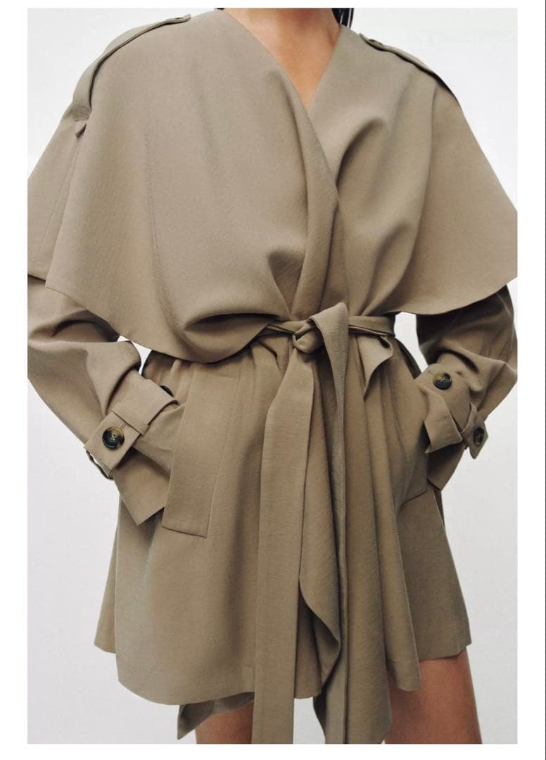 ZARA ZW COLLECTION ショートフルイドトレンチコート