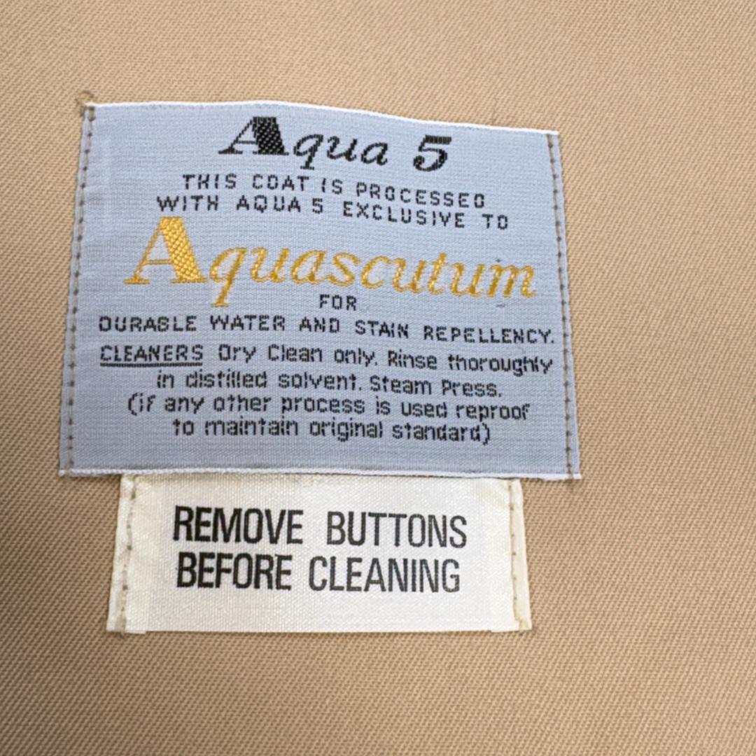 【ほぼ未使用】アクアスキュータム最高品質英国製トレンチコート　ライナー Lサイズ