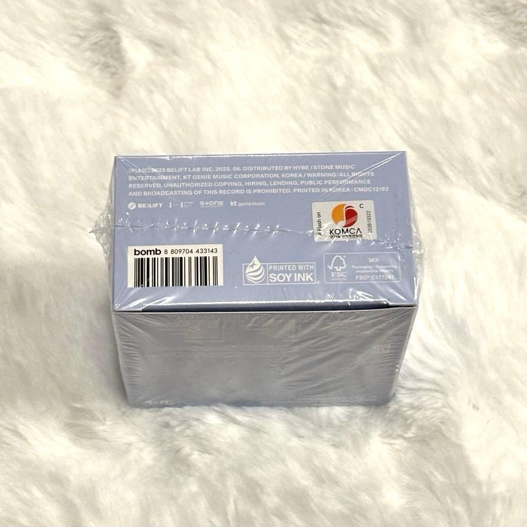 ILLIT BOMBイヤモニ風イヤホン 【新品 未開封 未使用】＆おまけ付き