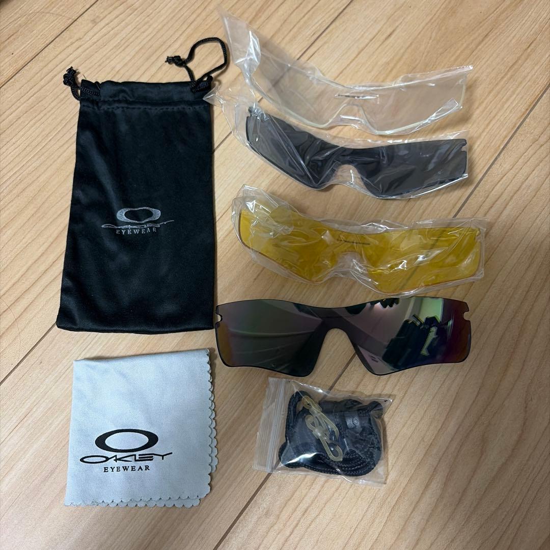 Oakley レーダーロック・パス