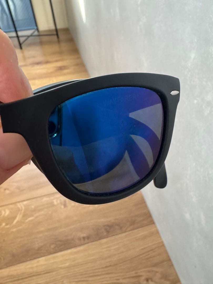 Ray Ban サングラス　折りたたみ　コンパクト　ブルーレンズ