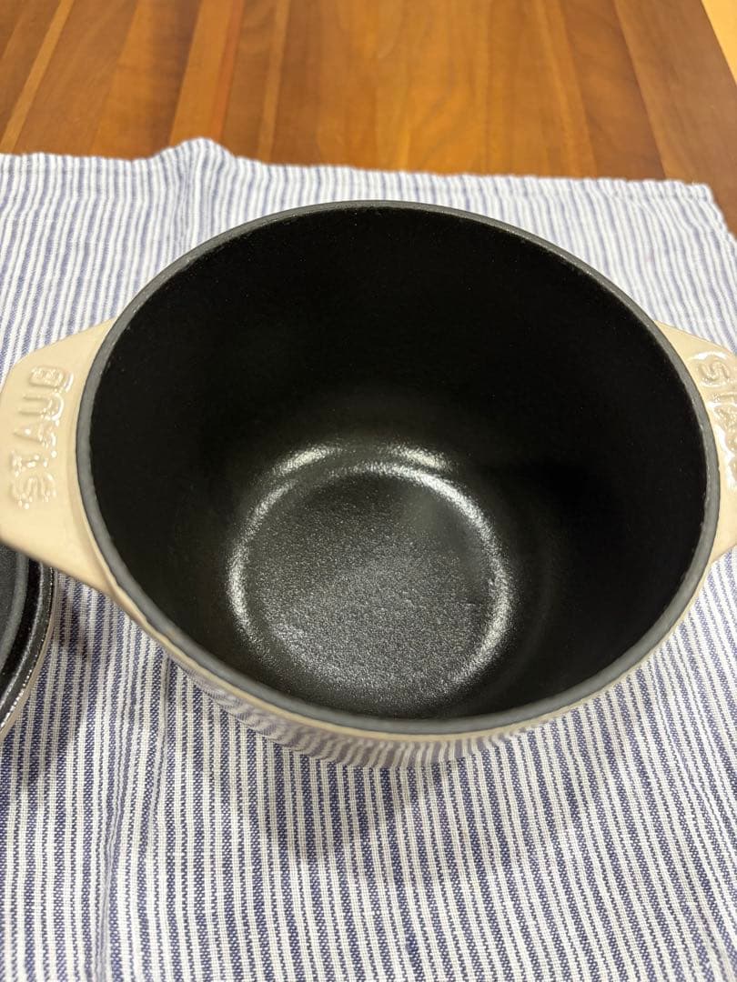 staub ストウブ ラ ココット de GOHAN リネン S 12cm